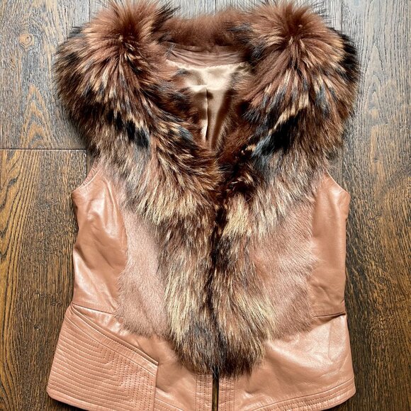 NWOT Tan Brown Leather Vest Real Fox Fur XS size - Picture 9 of 16